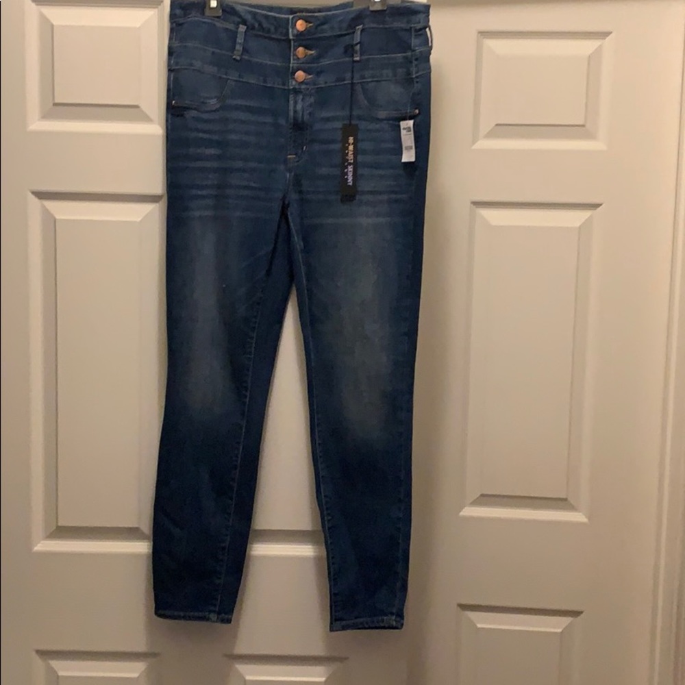 High waisted jeans